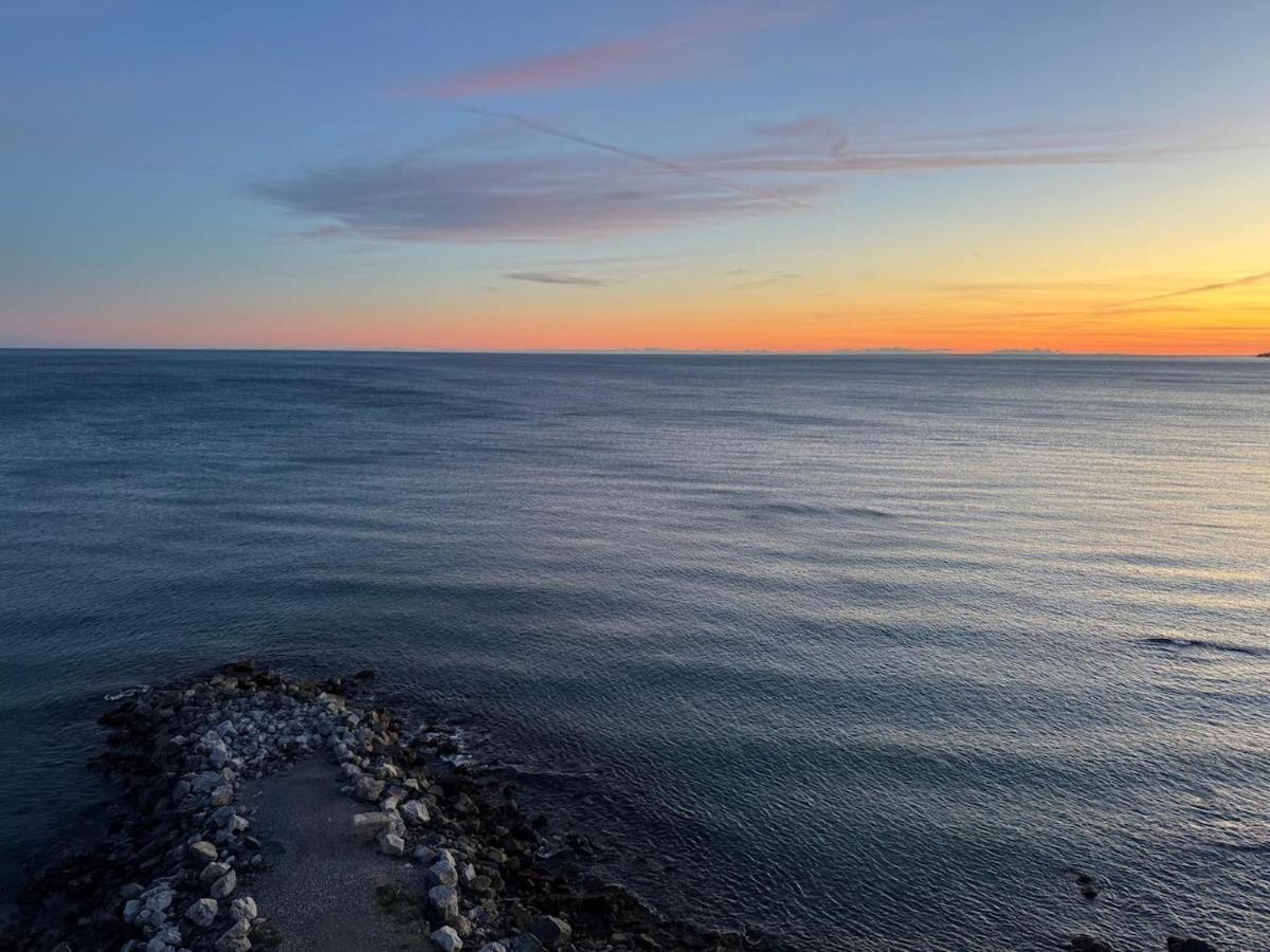 Primera Linea De Playa Benalmadena La Perla Playa Paraiso ภายนอก รูปภาพ